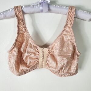 Carole Martin Women's Comfort Bra - Cream Size 38